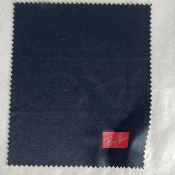RAY-BAN Black Hard Clamshell Glasses/Eyeglasses Case & Wipecloth Logo - Picture 2 of 6